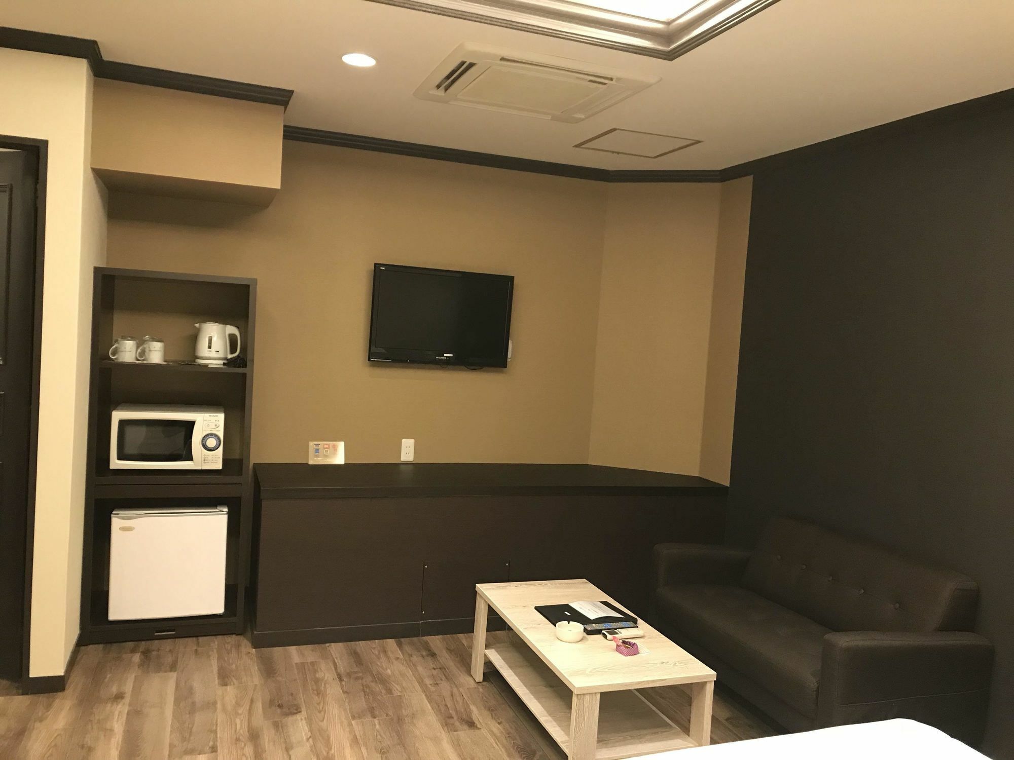 Nami No Ue Crystal Hotel Naha Bagian luar foto